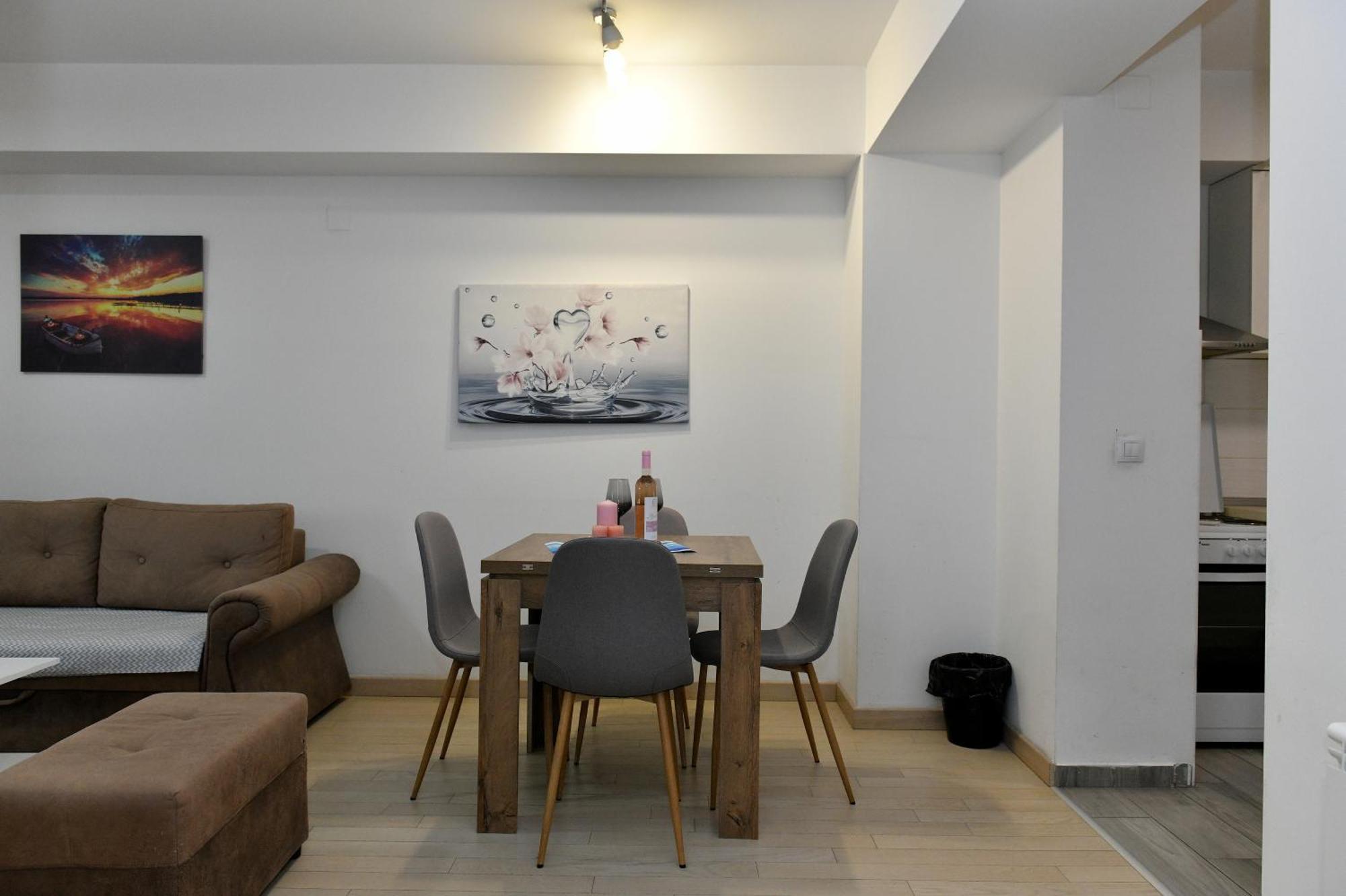 Skopje Starlight Apartments - Flatiron ภายนอก รูปภาพ